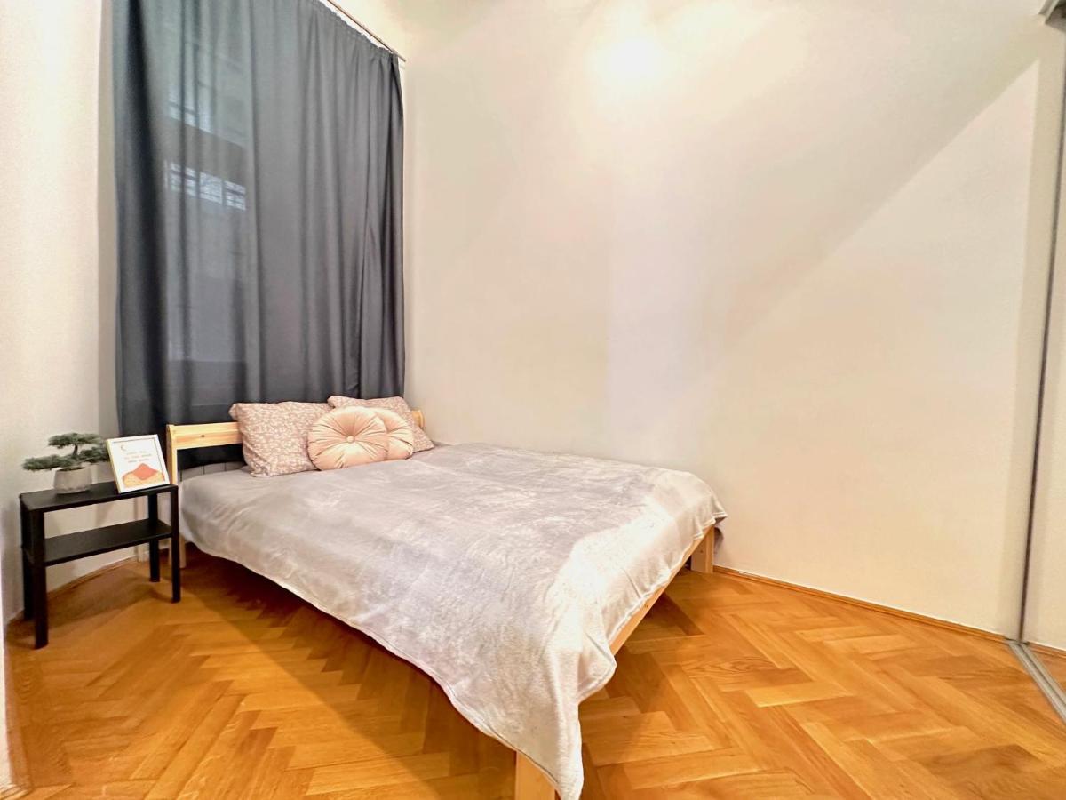 Apartamento Elizabeth'S Treasure Deluxe Budapest Exterior foto