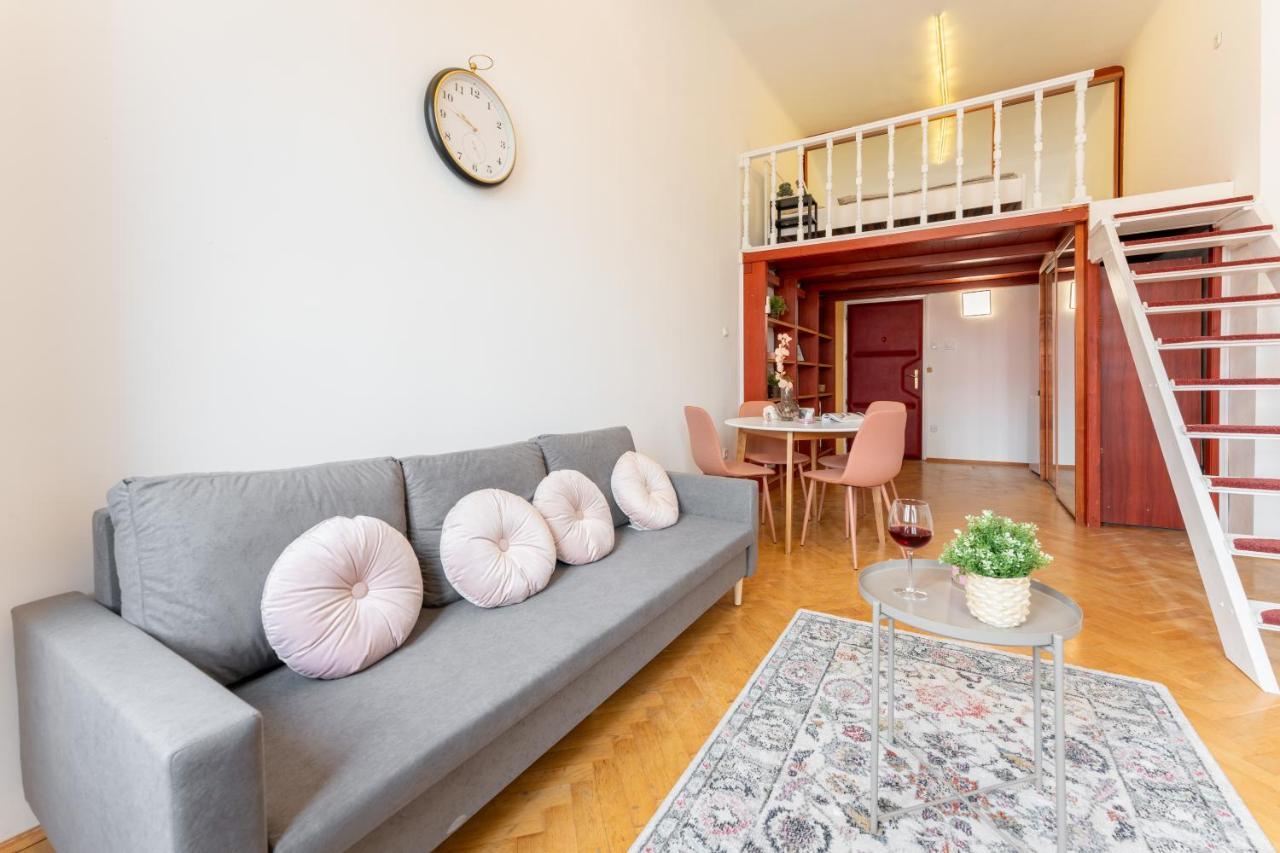 Apartamento Elizabeth'S Treasure Deluxe Budapest Exterior foto