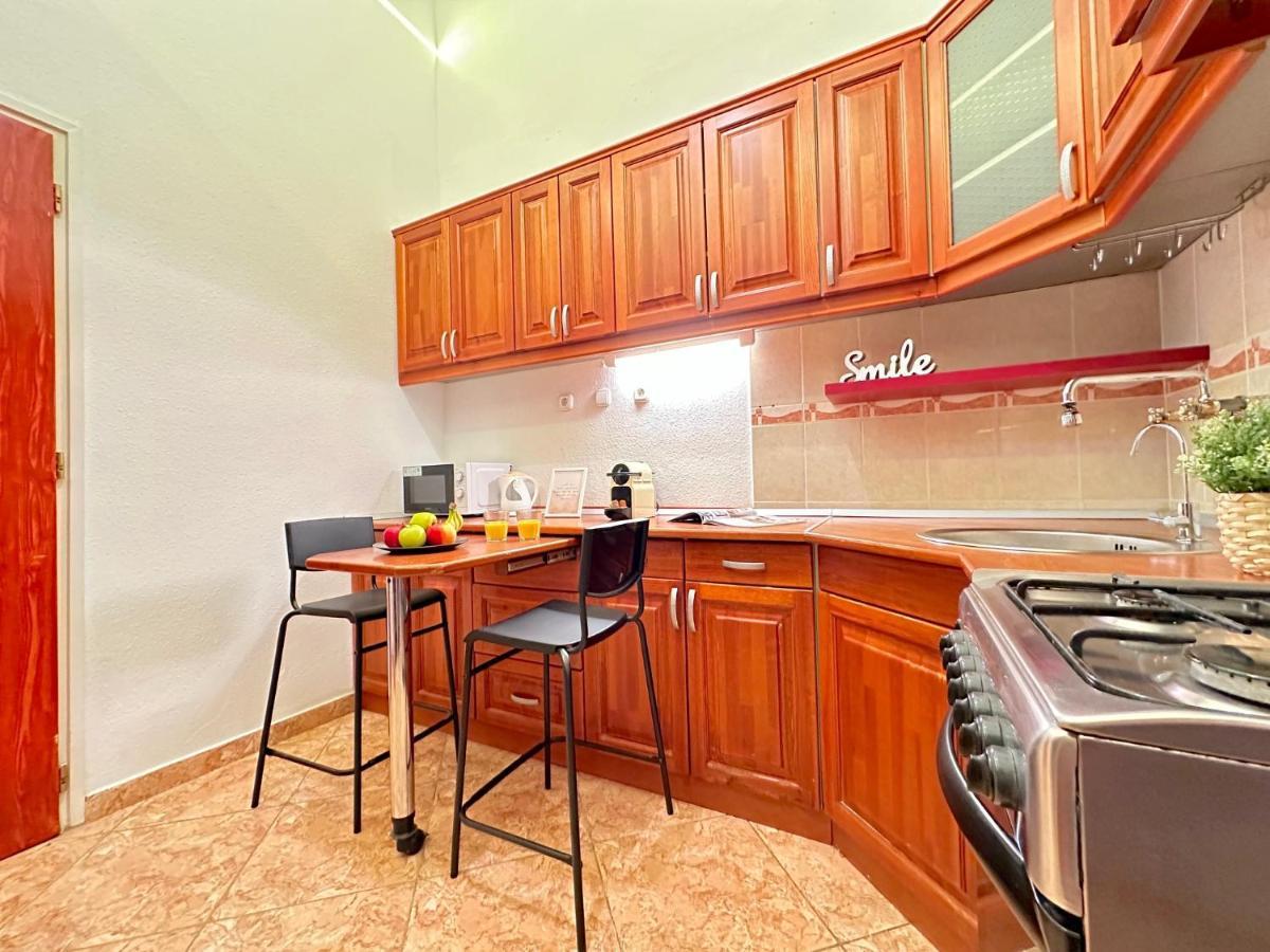 Apartamento Elizabeth'S Treasure Deluxe Budapest Exterior foto